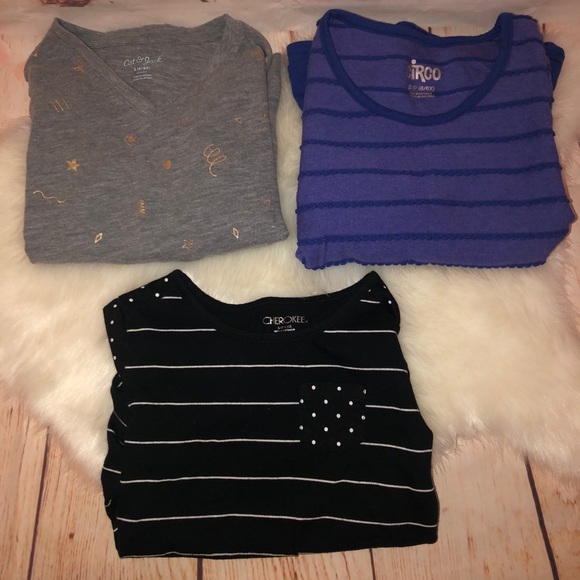 🌟 Girls size 6 shirt bundle - Picture 3 of 16